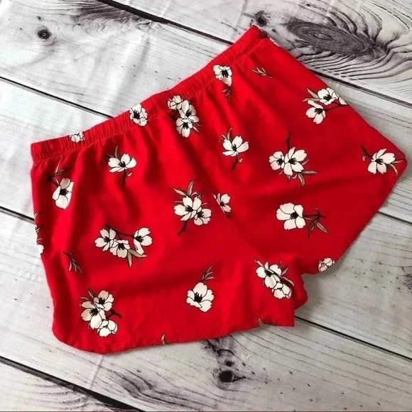 Primark Red Floral Rayon Shorts Tie Waist 6 - Picture 5 of 12